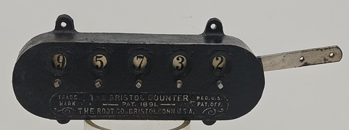 Antico contatore meccanico