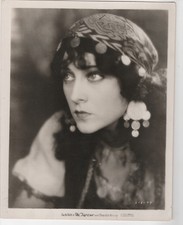 Dorothy Revier La tigre 1927