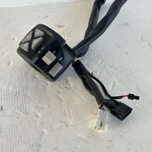 Ktm duke 790 2023 - 790,