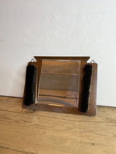 Set due pennelli - , vestiti