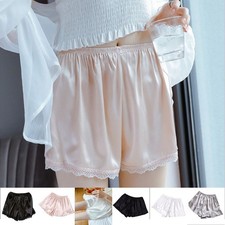 Pantaloni corti in seta