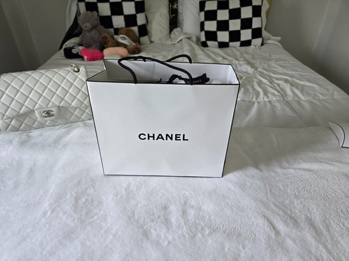 Chanel vip client holiday 2025 - vip,