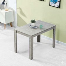 Tavolo da pranzo grigio senza