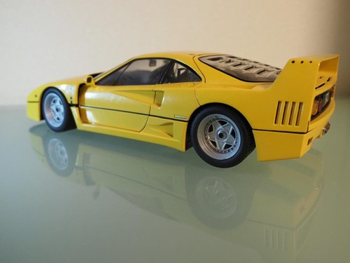 Kyosho ferrari f40 - 1/18,