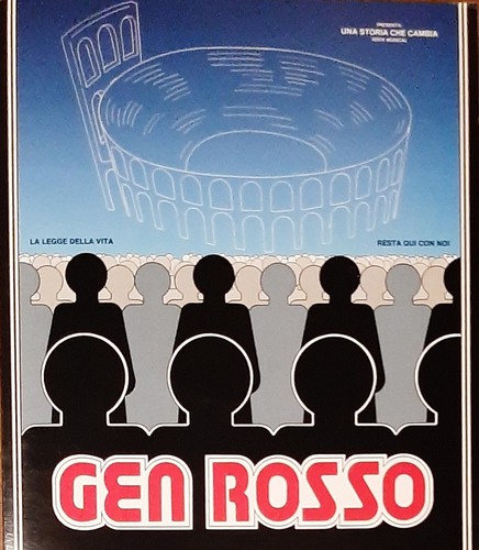 Gen rosso resta qui con - con, noi