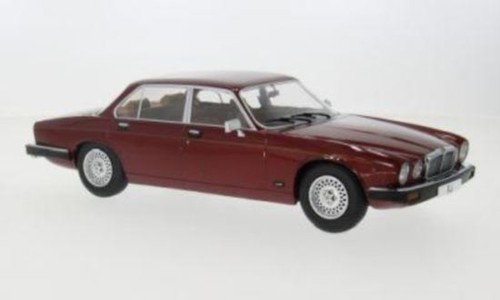 Mcg jaguar serie iii - 1:18,