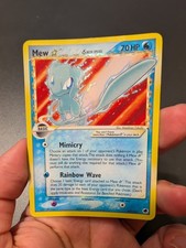 Carta Holo Mew Gold Star Delta