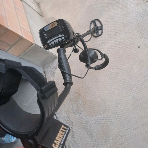 Garrett gold metal detector - metal,