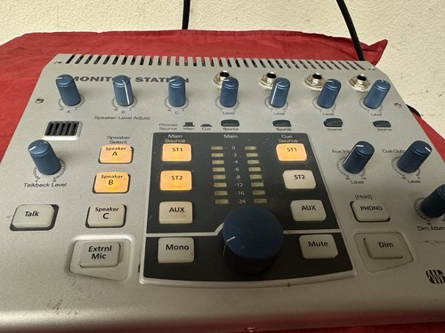 Presonus monitor station - monitor,