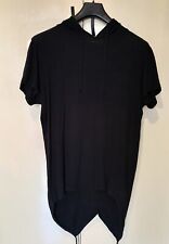 T-shirt Maglietta nera con cappuccio manica corta