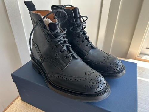 Tricker stow country - stow,