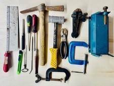 lotto arnesi vari manuali come