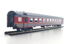 VITRAINS 3250 CARROZZA MDVE DI 1a CLASSE LIVREA D'ORGINE FS, ILLUMINATA