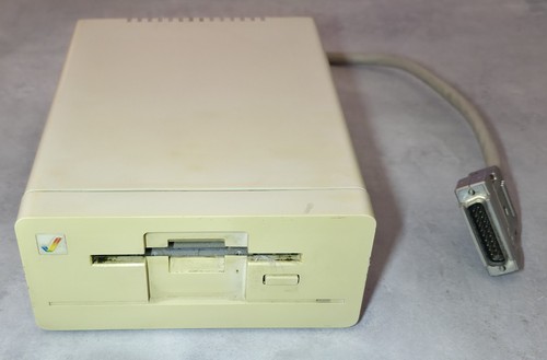Commodore amiga disk drive - commodore,