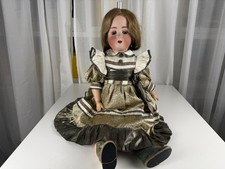 Vecchia bambola testa di