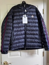 MONCLER 2023 NUOVE ETICHETTE