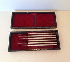 Antico set di 6 strumenti