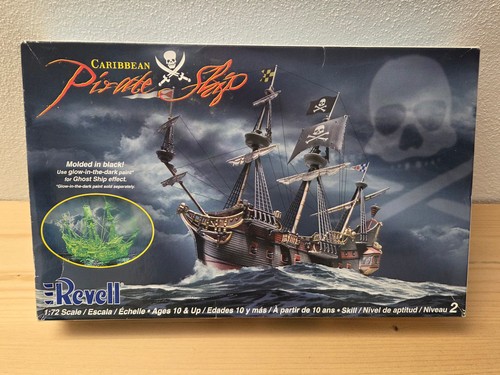 Caribbean pirate ship revell - pirate,