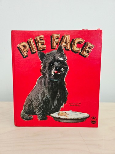 Pie face velma doreith - face,