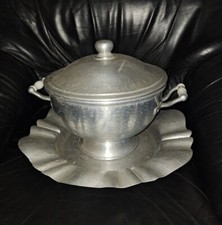 ZUPPIERA VINTAGE ALLUMINIO MARTELLATO PIEDIMULERA ANNI 50 MODERNARIATO VASSOIO