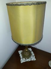 Antica lampada da tavolo classica in ottone con paralume in tessuto,vedi foto