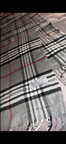 Sciarpa burberry cashmere 100%