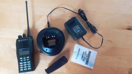 Motorola gp380 uhf 403 470 - uhf, mhz