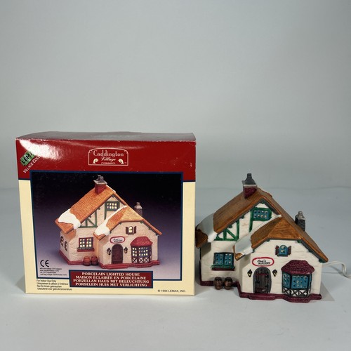 Lemax caddington village - lemax,