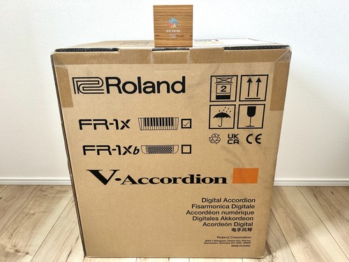 Roland v accordion - fr-1x, bk