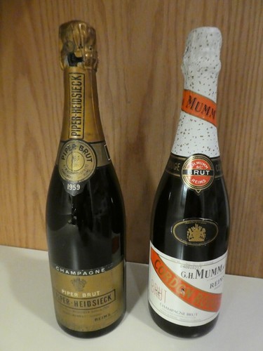 Bottiglie vintage display - bottiglie,