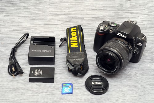 Nikon d40 dslr - +, dx