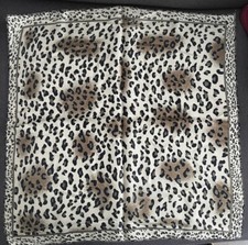 Foulard quadrato fantasia