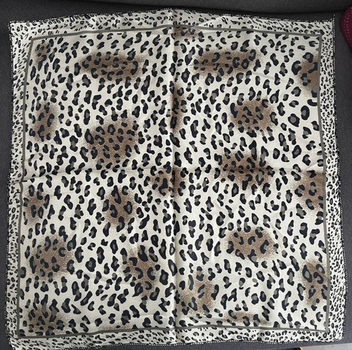 Foulard quadrato fantasia