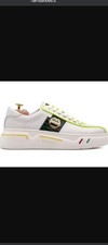 Scarpe Harris nuove con