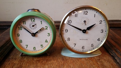 Vintage mechanical alarm - 2x,