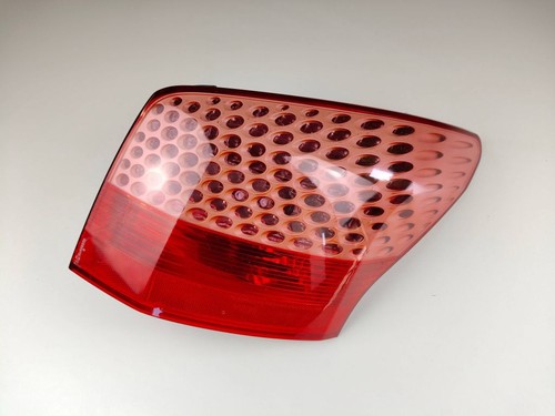 Peugeot 407 2008 fanale