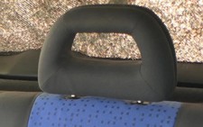 1x Seat Arosa Lupo poggiatesta