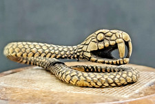 Serpente antico scultura in