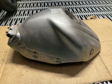 Serbatoio grigio grattato Yamaha R1 2002 2003