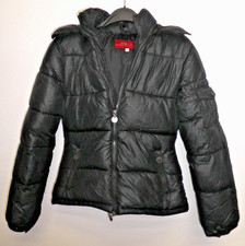 Piumino corto nero svasato -