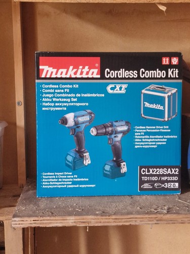 Makita clx228sax2 kit - clx228sax2,