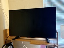 Roku LED TV 40-49 in Black
