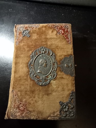 Antico libro religioso - , di