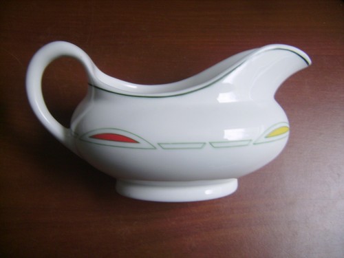 Belle saucière anglaise - , en