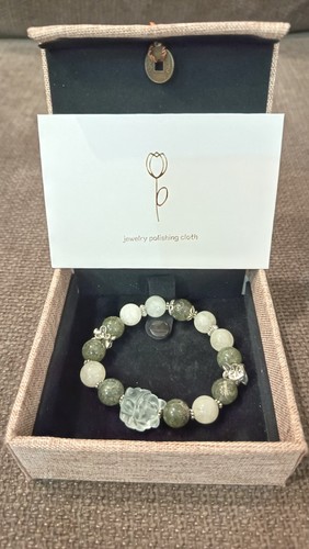 Bracciale fatto mano con - a,