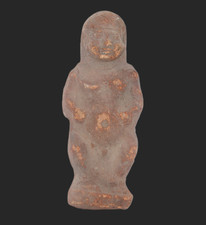 UNICA STATUA FARAONICA FATTA A