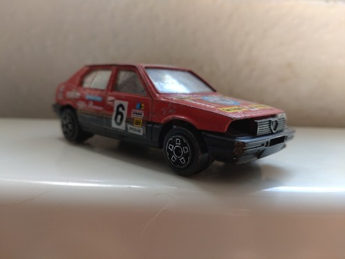 Burago alfa romeo - romeo, 1/43