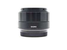 Sigma 30 mm f/2.8 DN ART