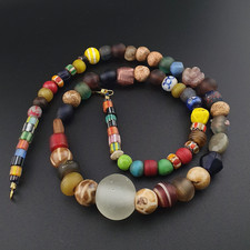 Incredibile collana di perle in vetro misto africano asiatico e pietra in...