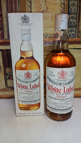 Dewar white label whisky - label,